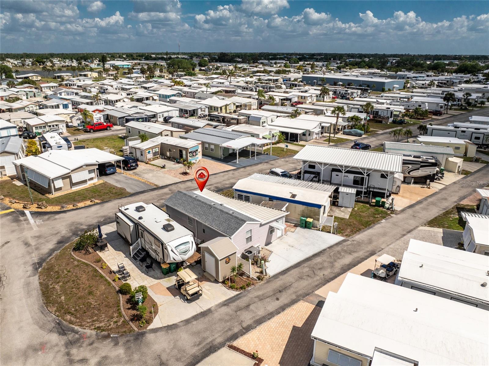 HOLIDAY TRAVEL PARK ENGLEWOOD - Residential