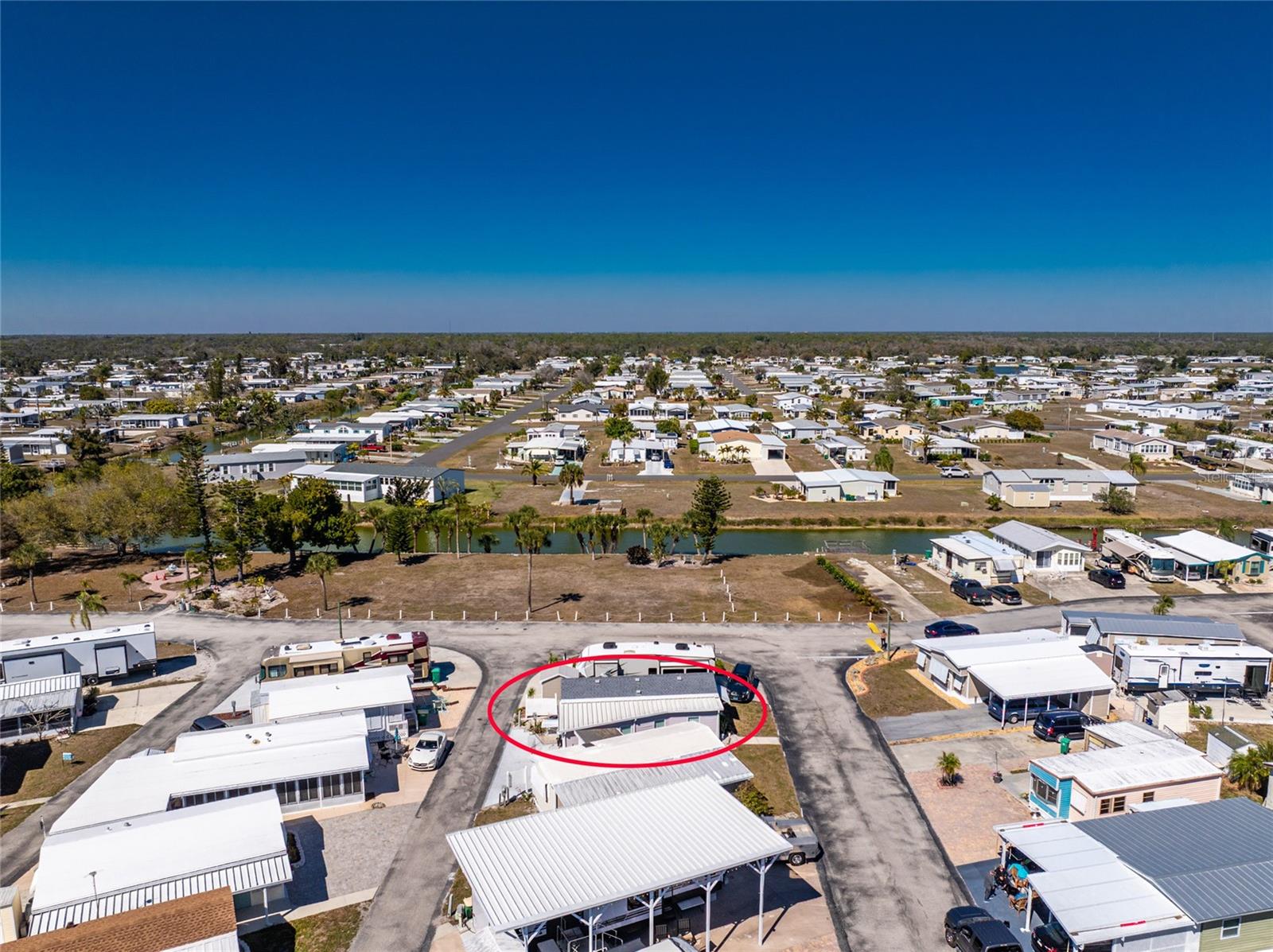 HOLIDAY TRAVEL PARK ENGLEWOOD - Residential