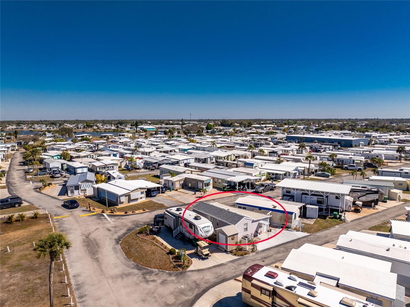 HOLIDAY TRAVEL PARK ENGLEWOOD - Residential