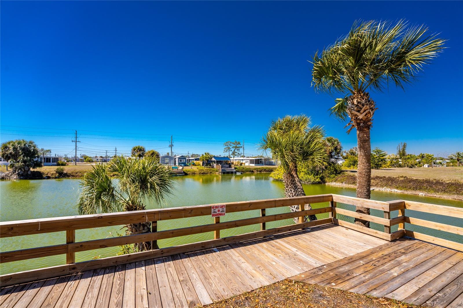 HOLIDAY TRAVEL PARK ENGLEWOOD - Residential