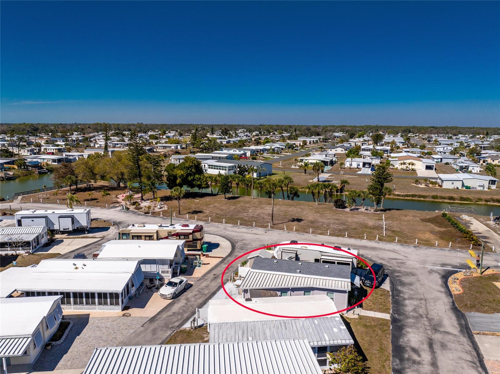 HOLIDAY TRAVEL PARK ENGLEWOOD - Residential