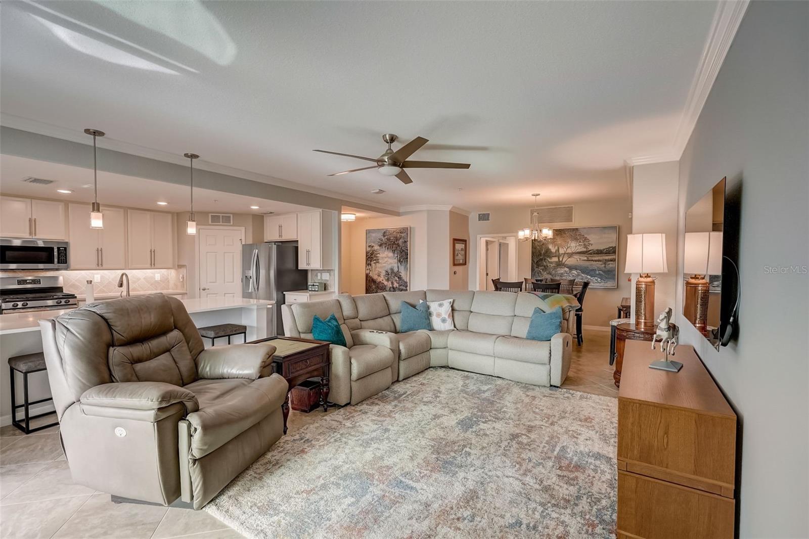 LAKEWOOD NATIONAL - Residential