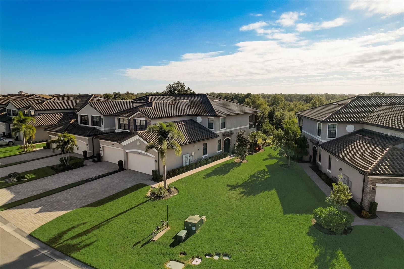 LAKEWOOD NATIONAL - Residential