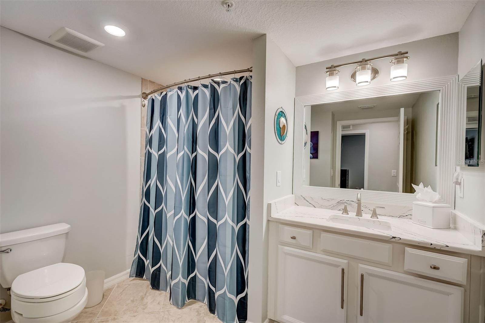 LAKEWOOD NATIONAL - Residential