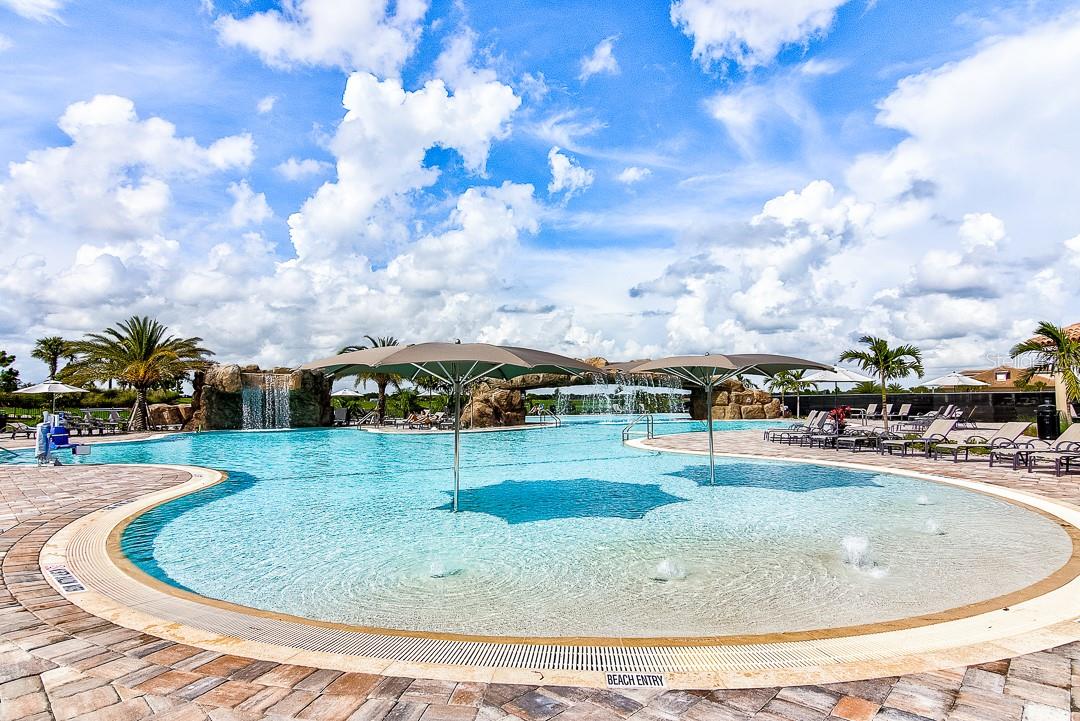 LAKEWOOD NATIONAL - Residential