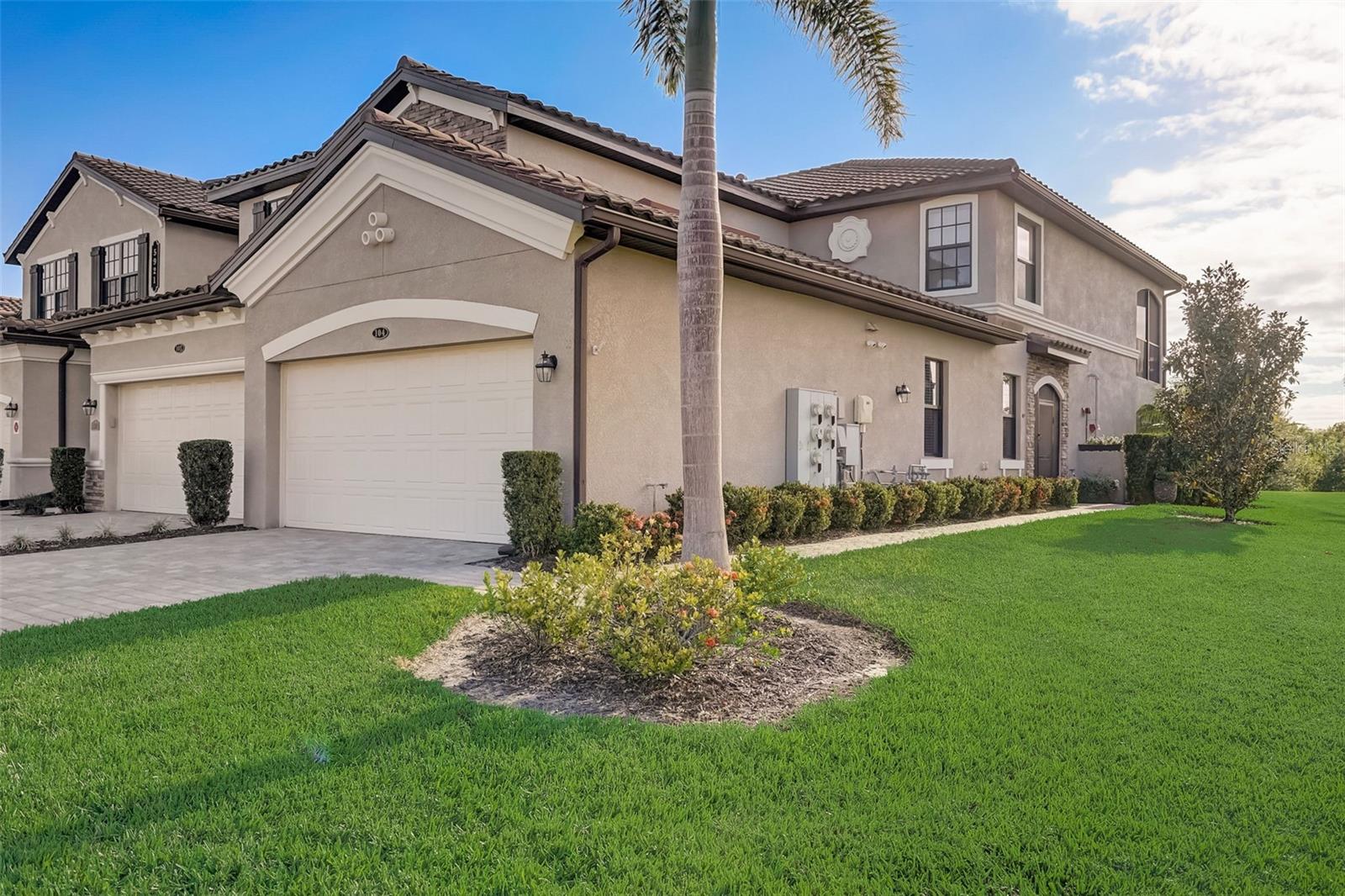 LAKEWOOD NATIONAL - Residential