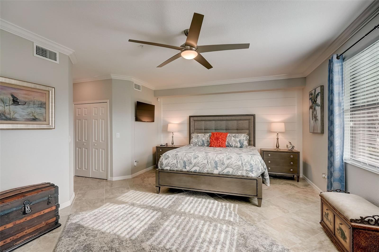 LAKEWOOD NATIONAL - Residential