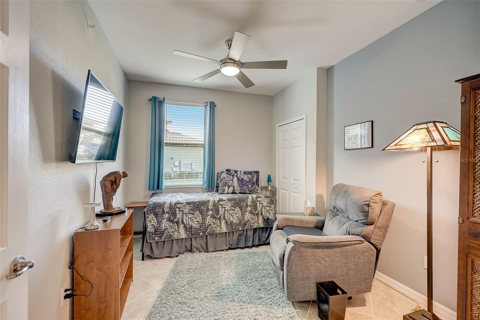 LAKEWOOD NATIONAL - Residential