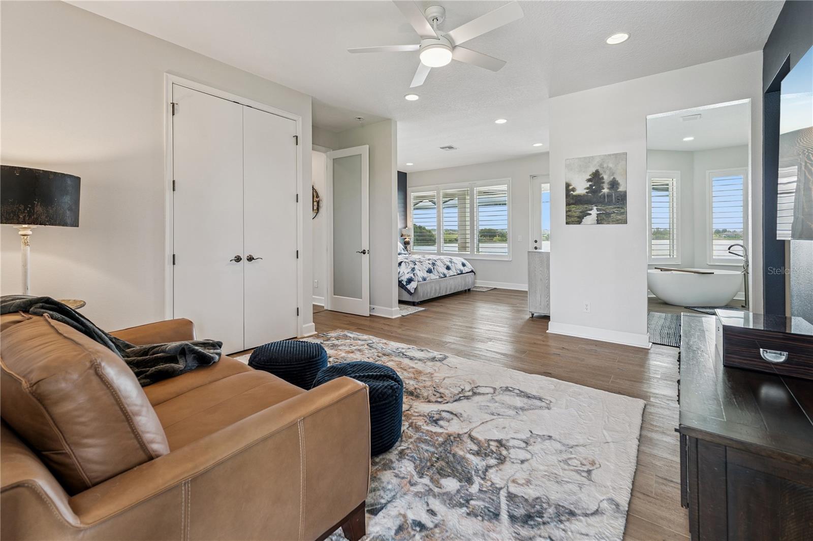 ROGERS LNDG - Residential