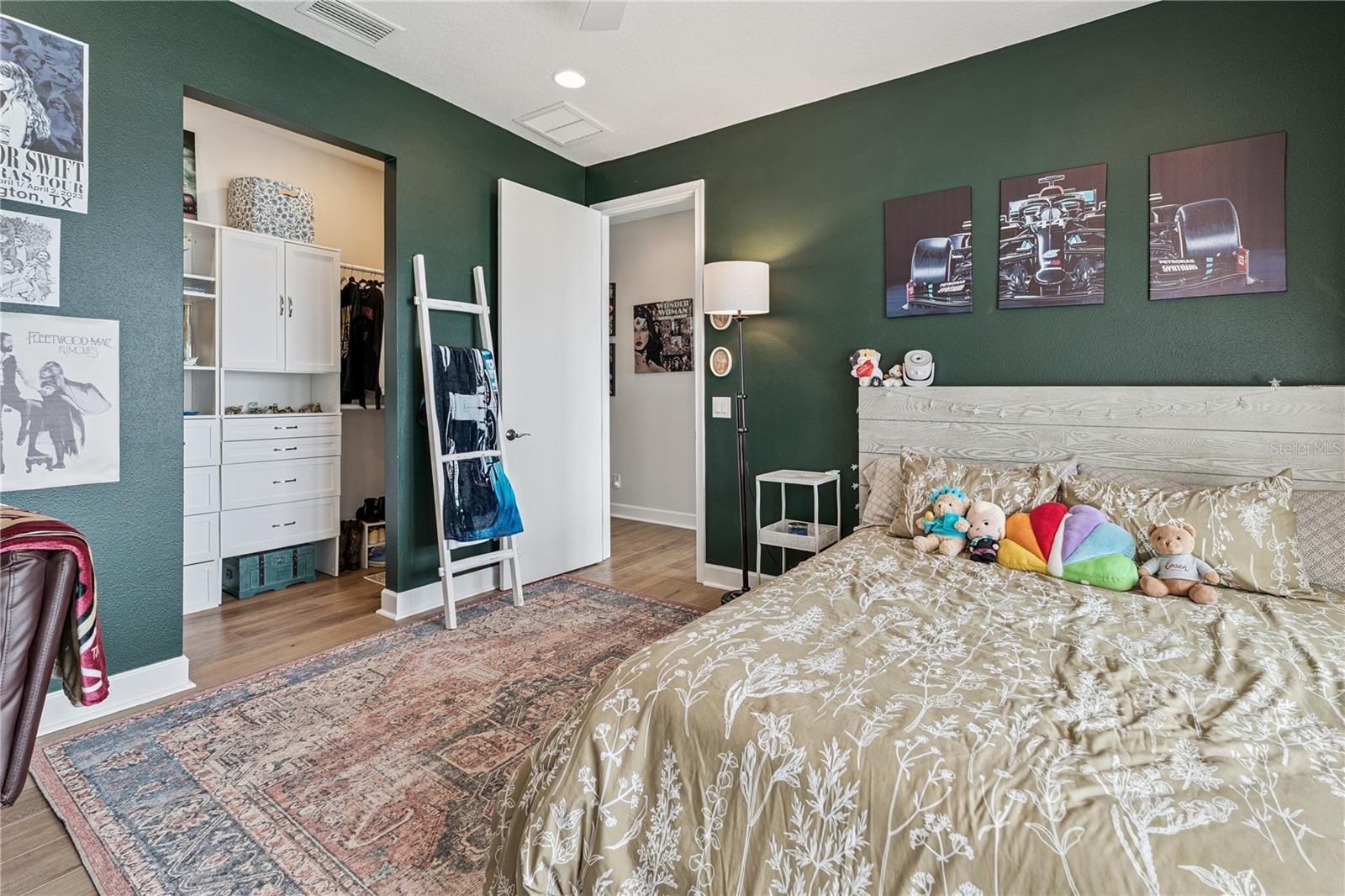 ROGERS LNDG - Residential