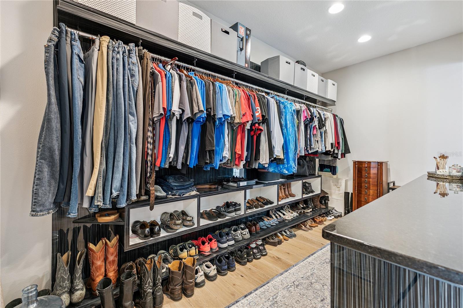 ROGERS LNDG - Residential