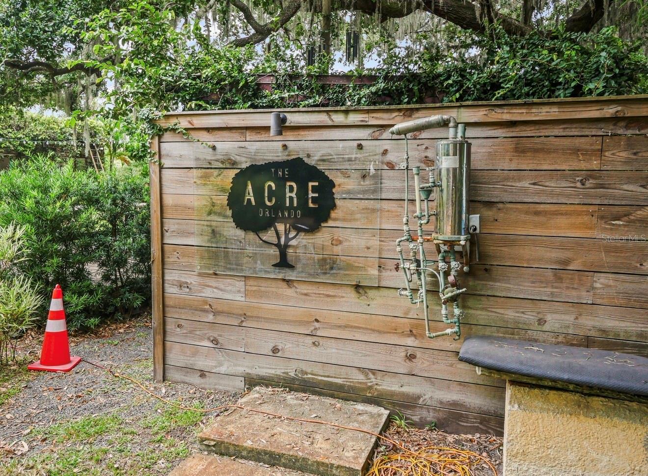 FAIRVIEW SPGS ADD 01 REP - Commercial Sale