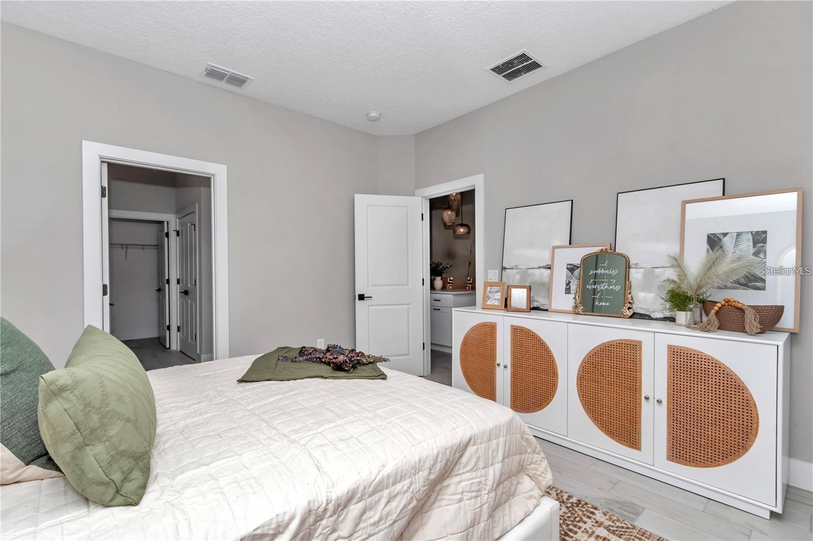 ROLLING HILLS UN 03 - Residential Lease