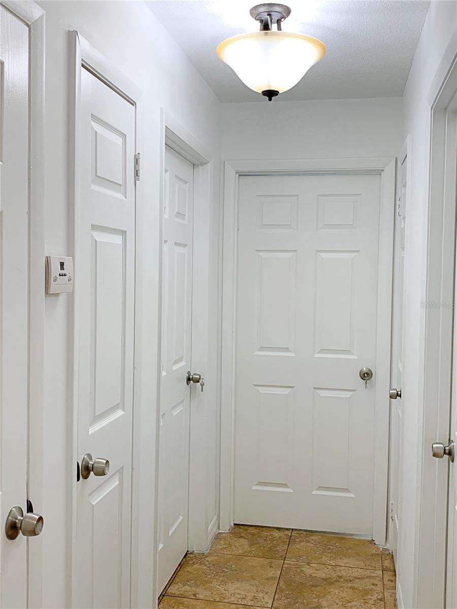 HAWTHORNE VILLAGE - Residential Lease