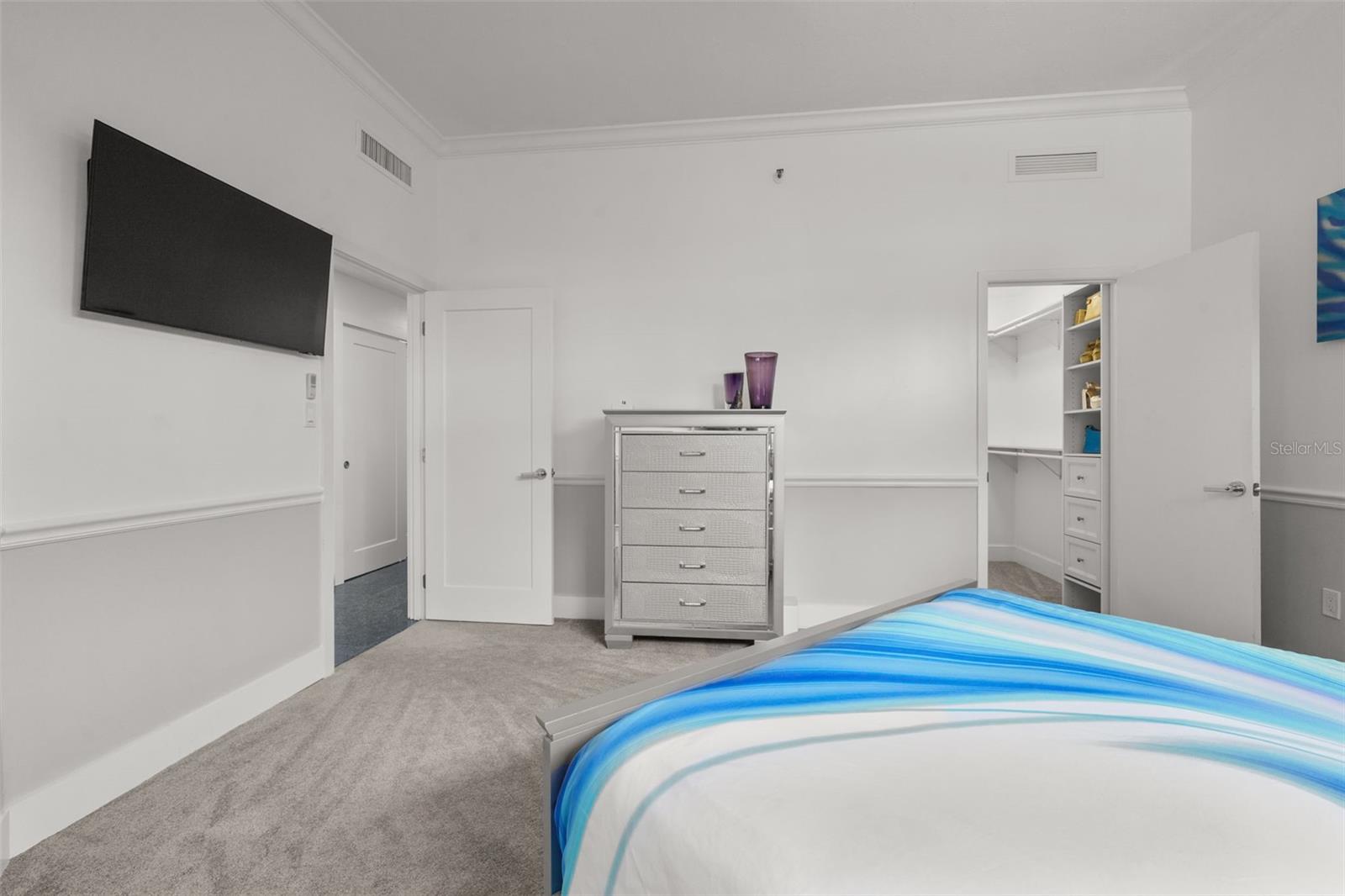 CONDO ON THE BAY TOWER II - Residential Lease