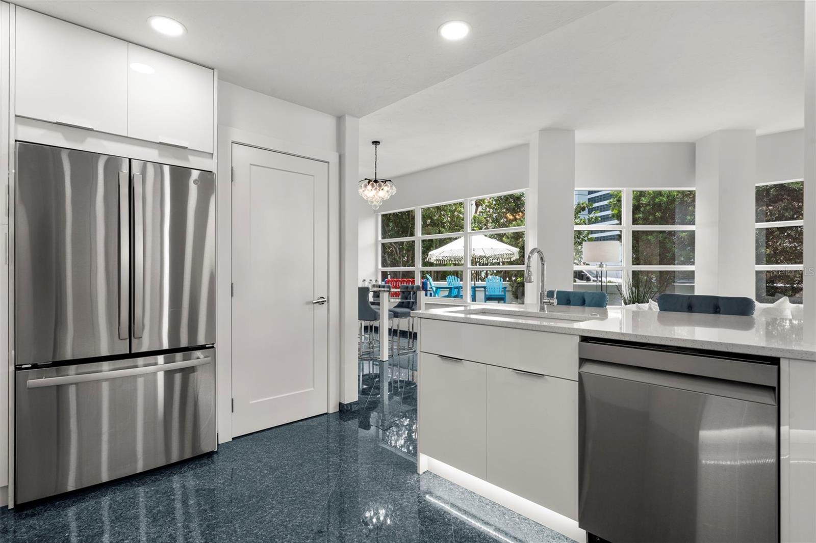 CONDO ON THE BAY TOWER II - Residential Lease