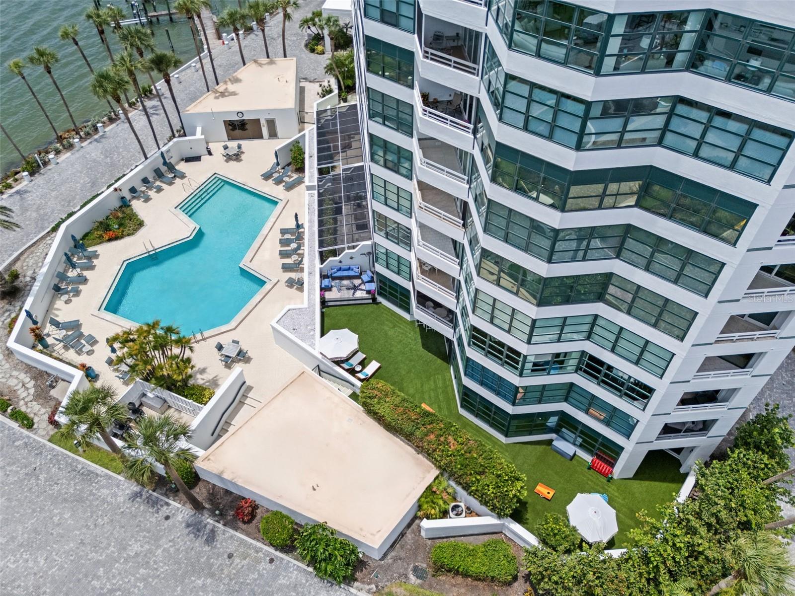 CONDO ON THE BAY TOWER II - Residential Lease
