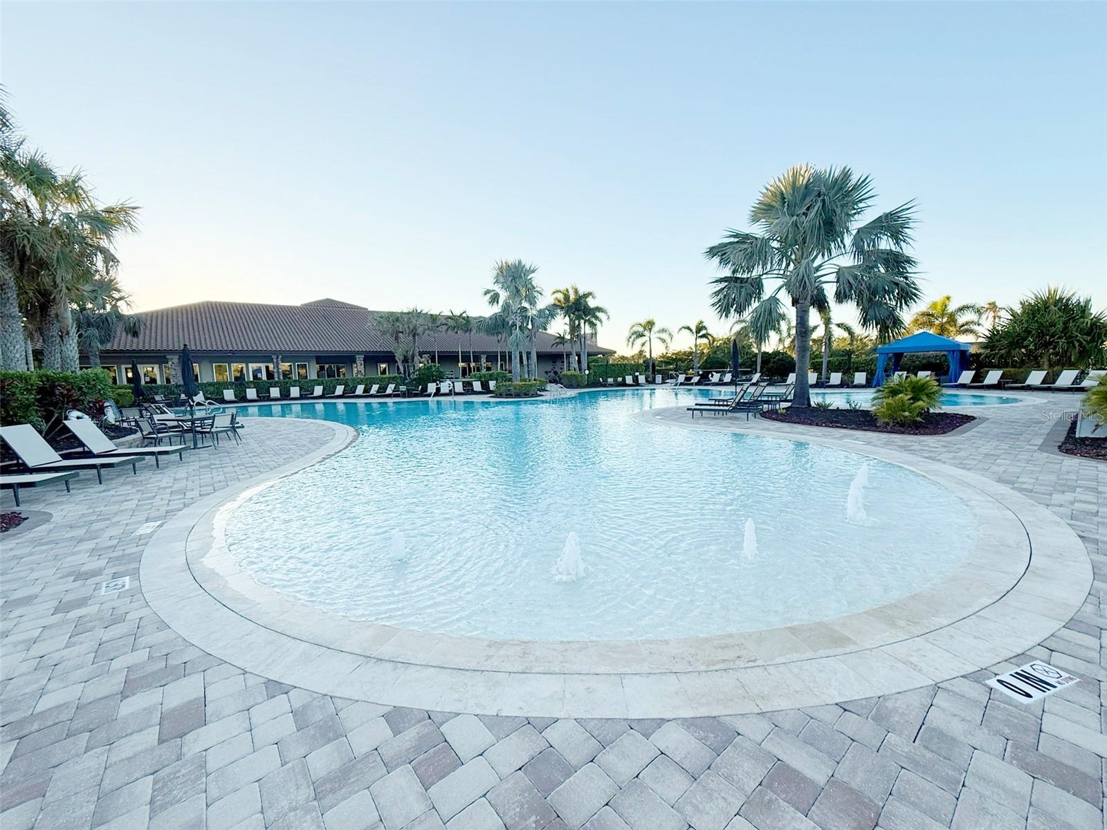 LEGACY ESTATES/PALMER RANCH PH 2 - Residential