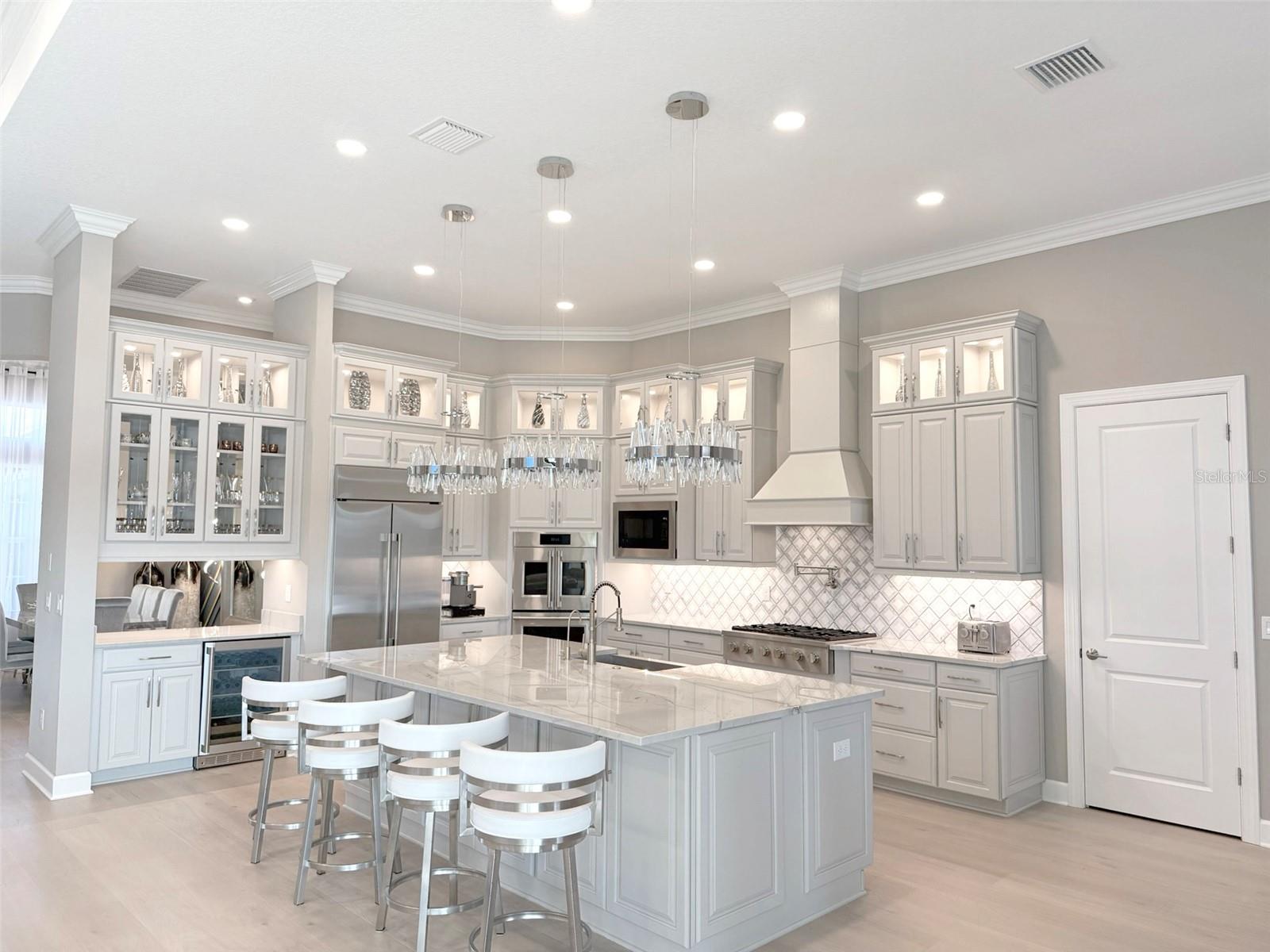 LEGACY ESTATES/PALMER RANCH PH 2 - Residential