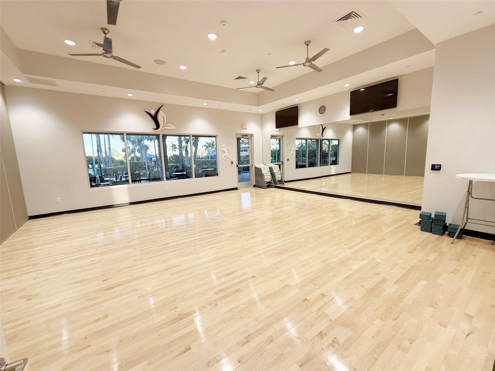 LEGACY ESTATES/PALMER RANCH PH 2 - Residential