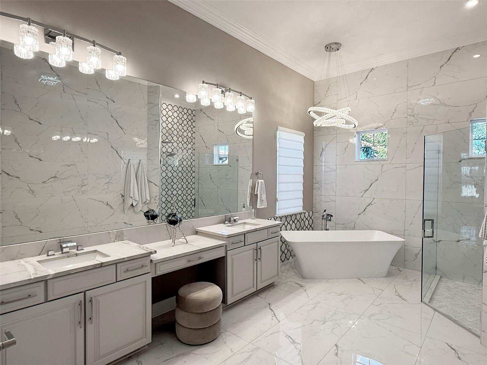 LEGACY ESTATES/PALMER RANCH PH 2 - Residential