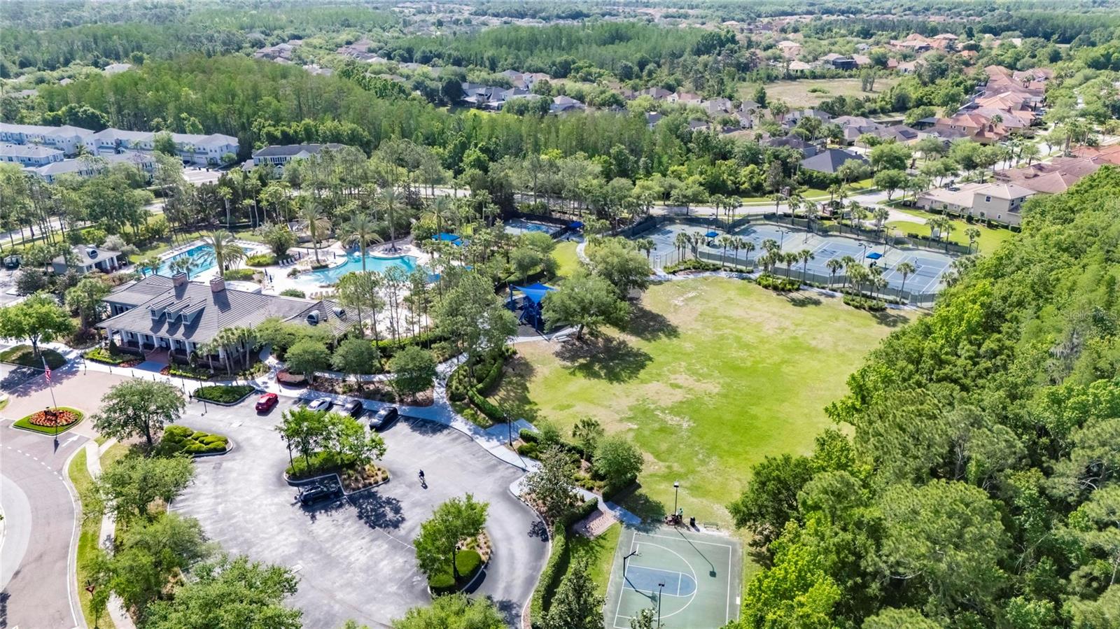 GRAND HAMPTON PH 4 - Residential