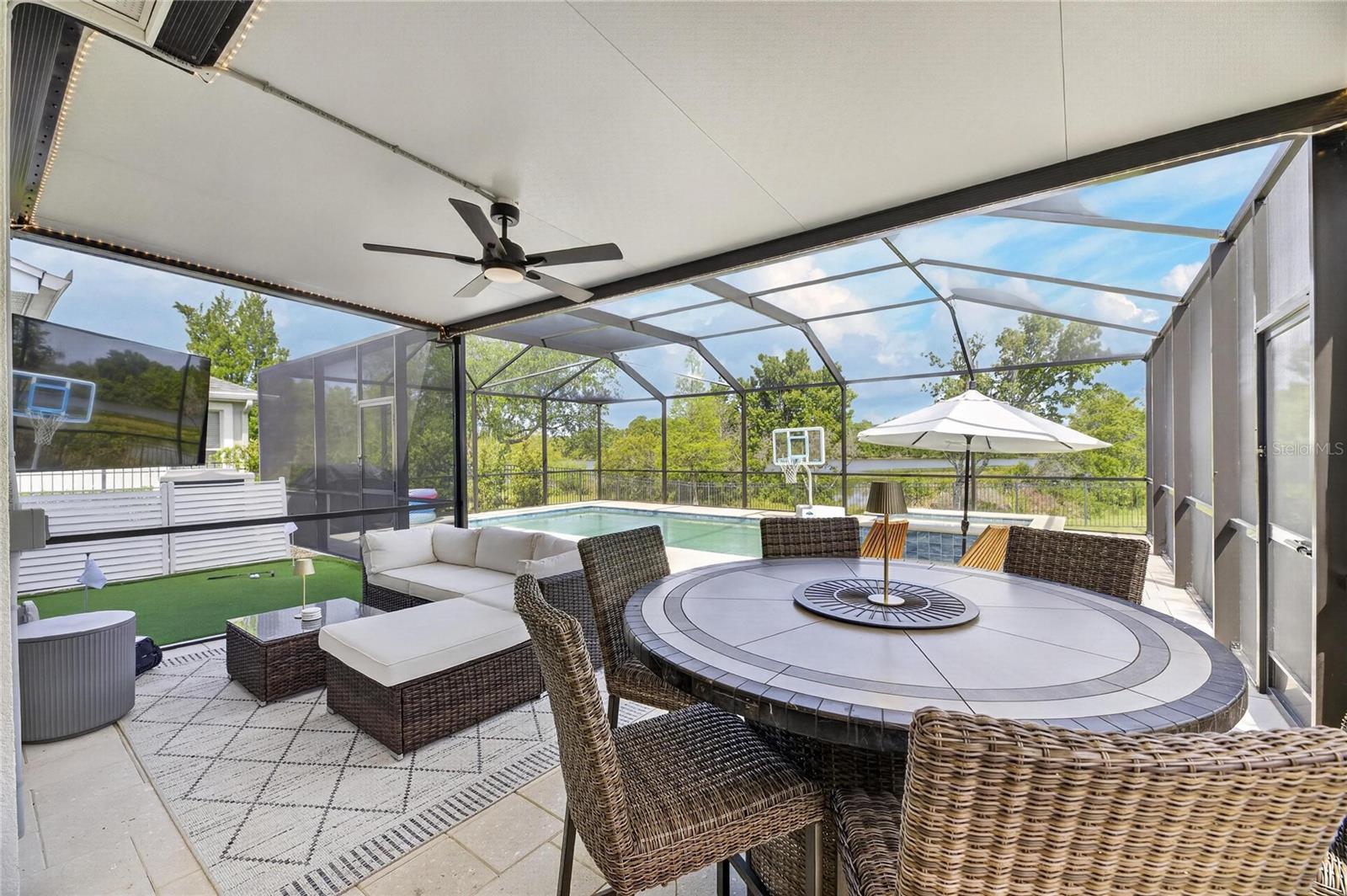 GRAND HAMPTON PH 4 - Residential