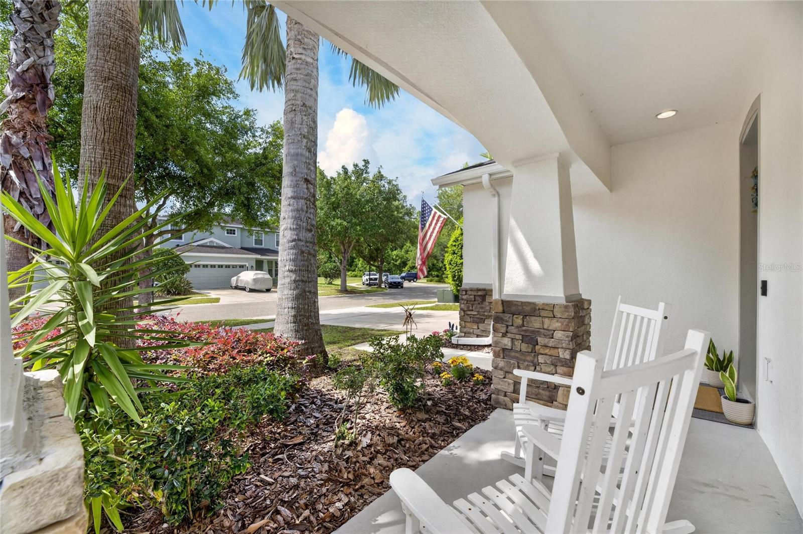 8115 SAVANNAH POINT COURT