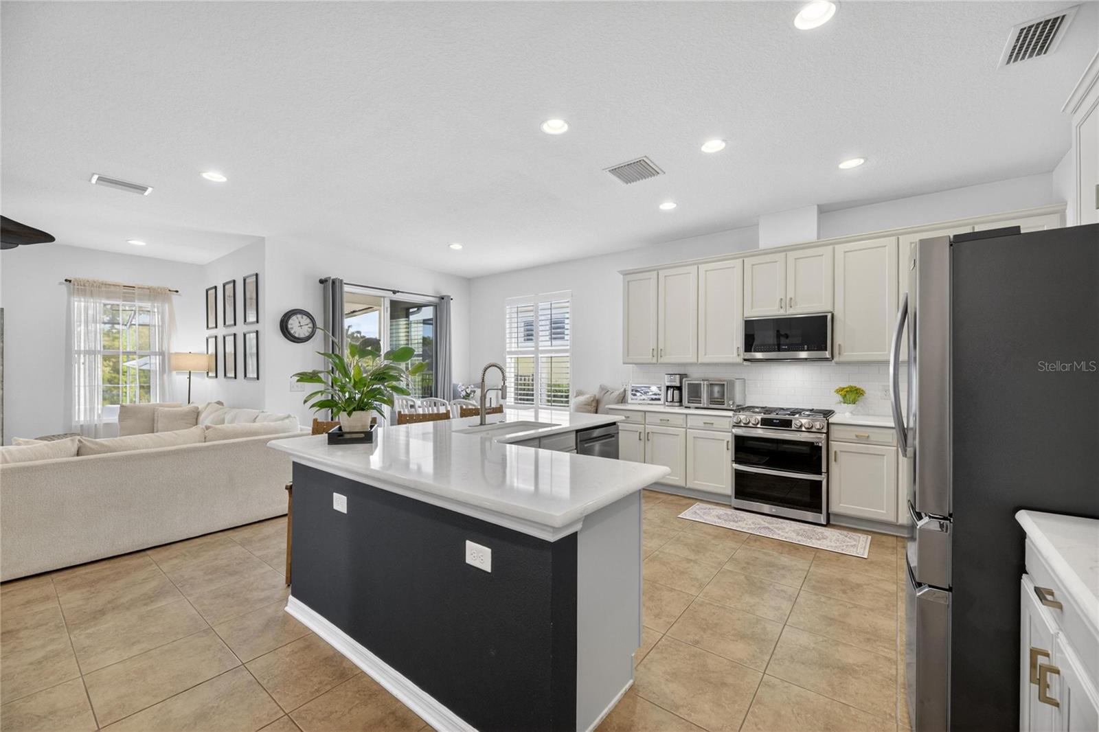 GRAND HAMPTON PH 4 - Residential