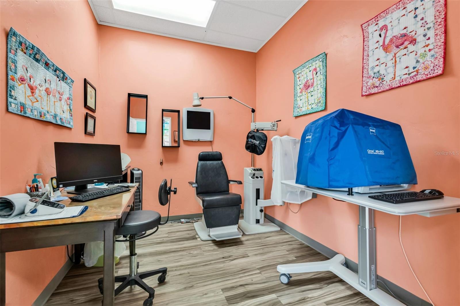 SANDHILL CROSSINGS - Commercial Lease