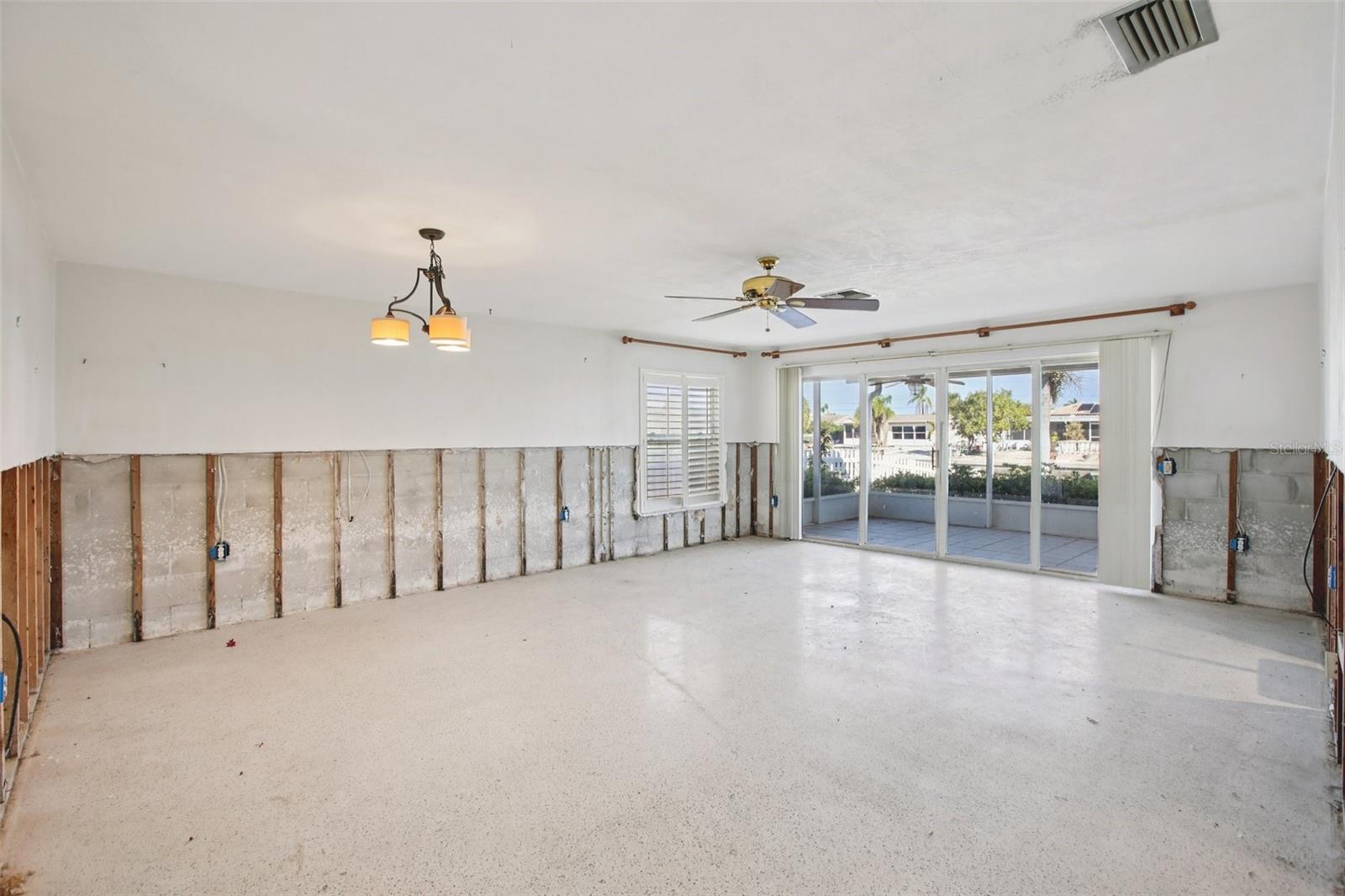 FLOR A MAR - Residential