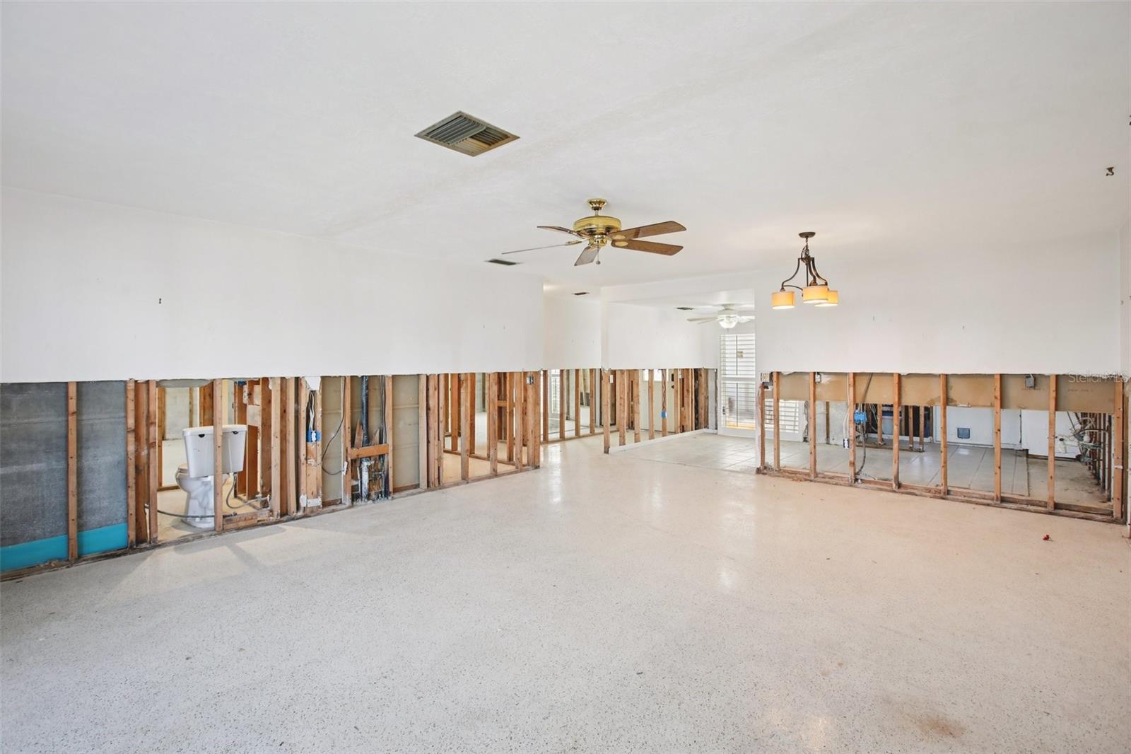 FLOR A MAR - Residential