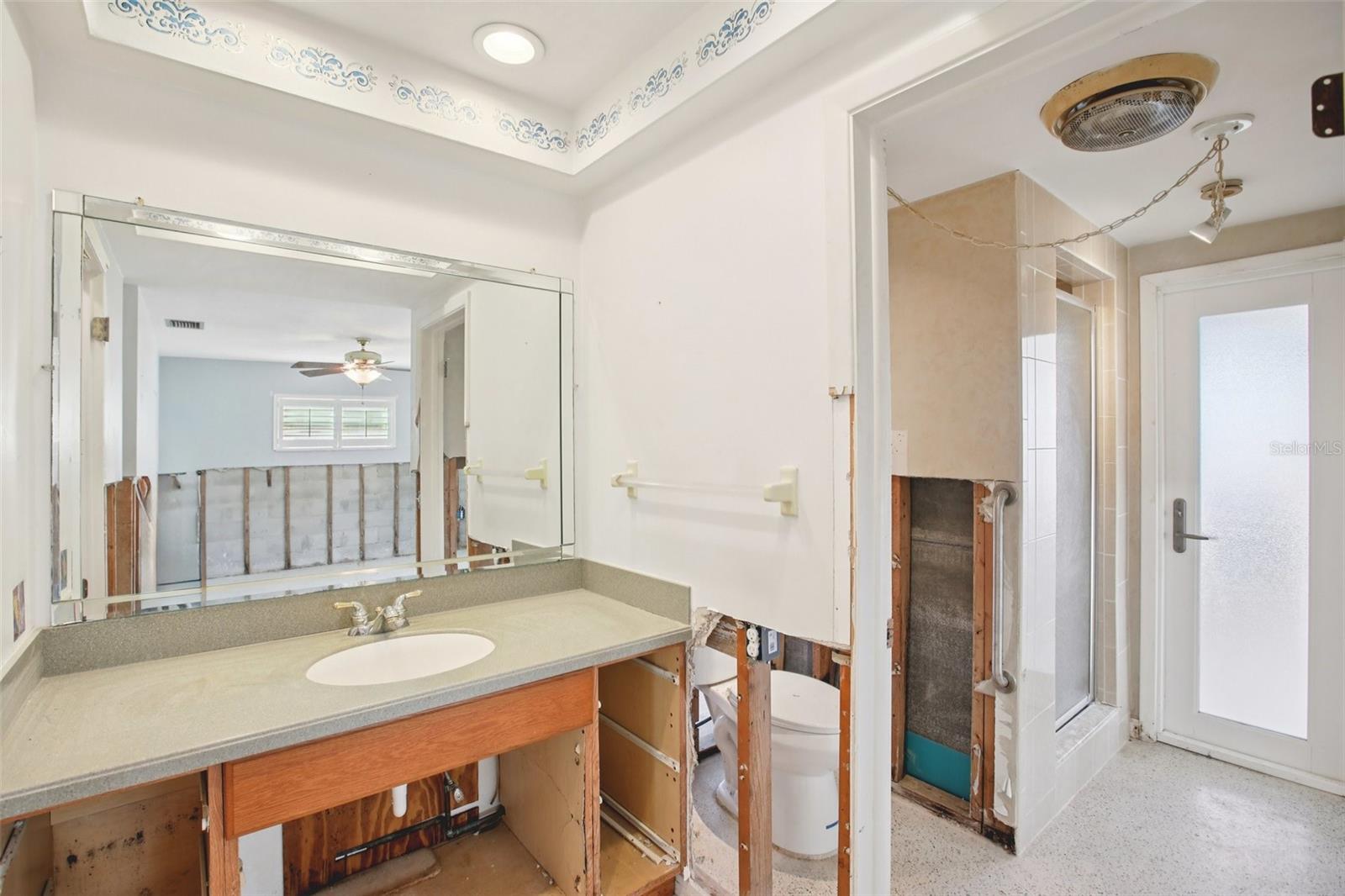 FLOR A MAR - Residential