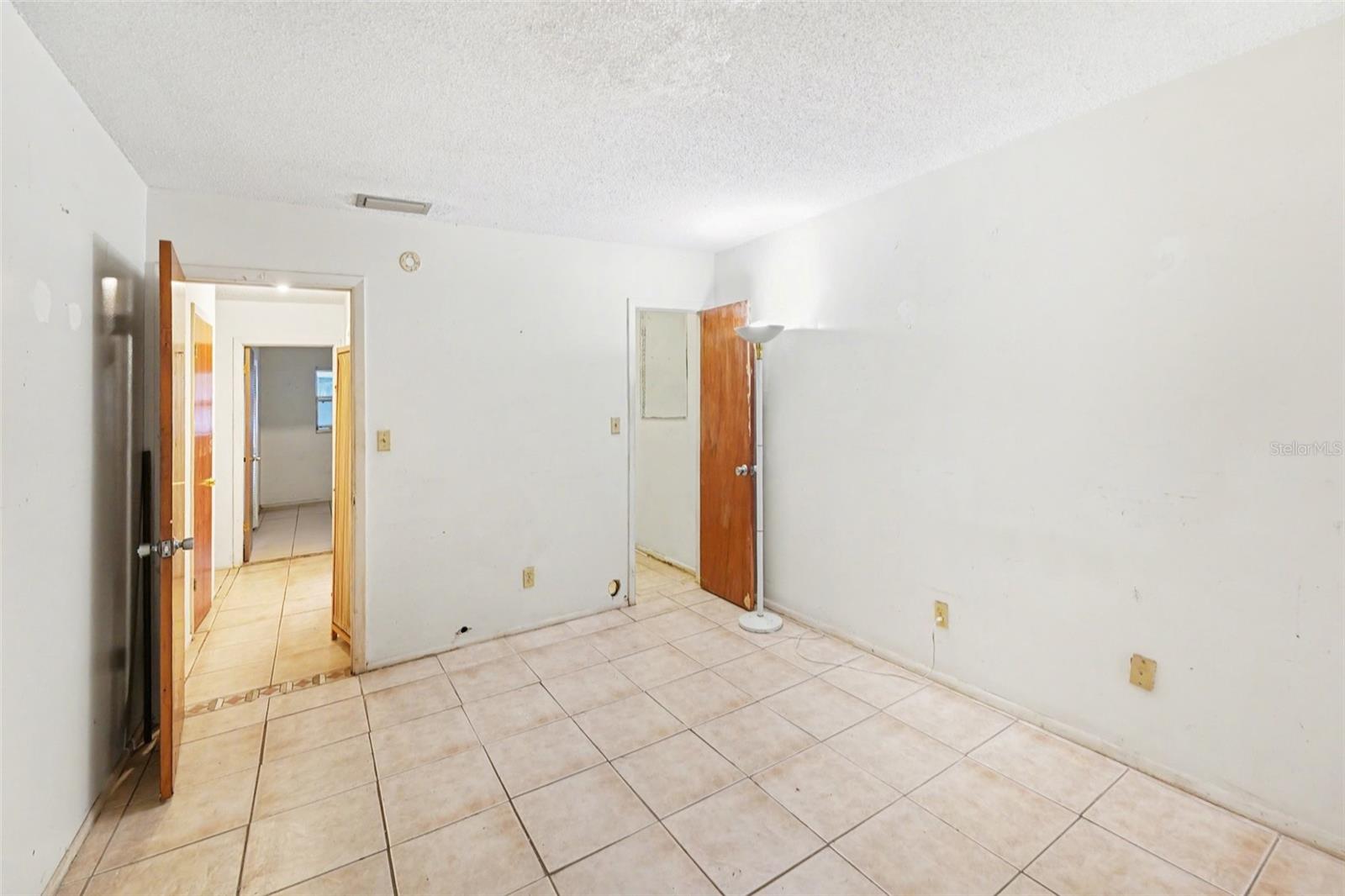 PARK PLAZA APTS CONDO - Residential