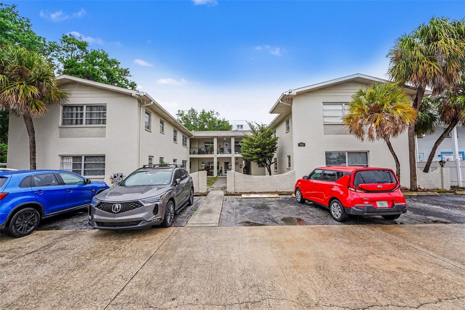 PARK PLAZA APTS CONDO - Residential