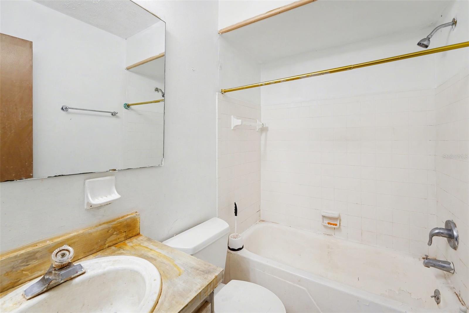 PARK PLAZA APTS CONDO - Residential