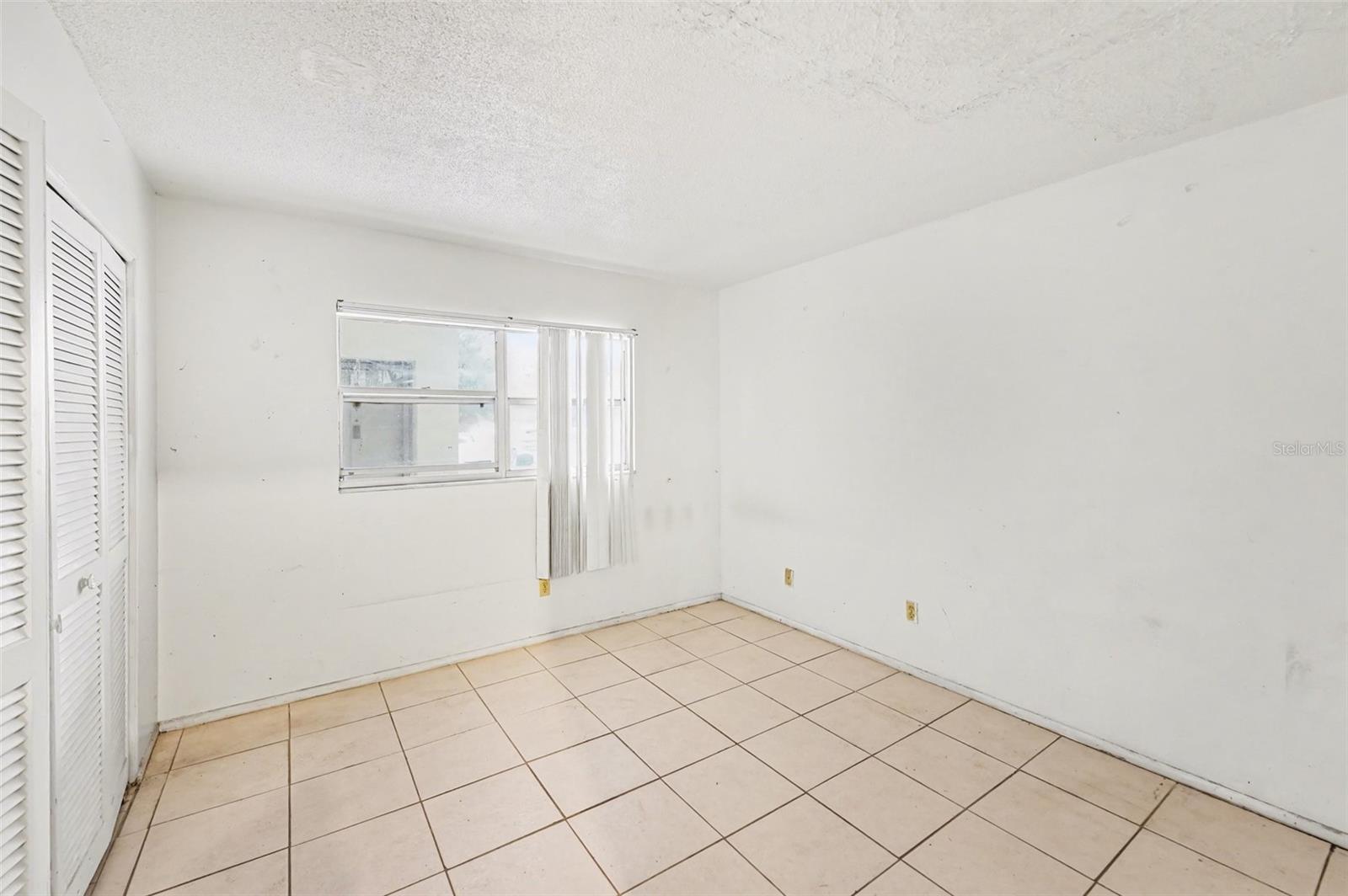 PARK PLAZA APTS CONDO - Residential