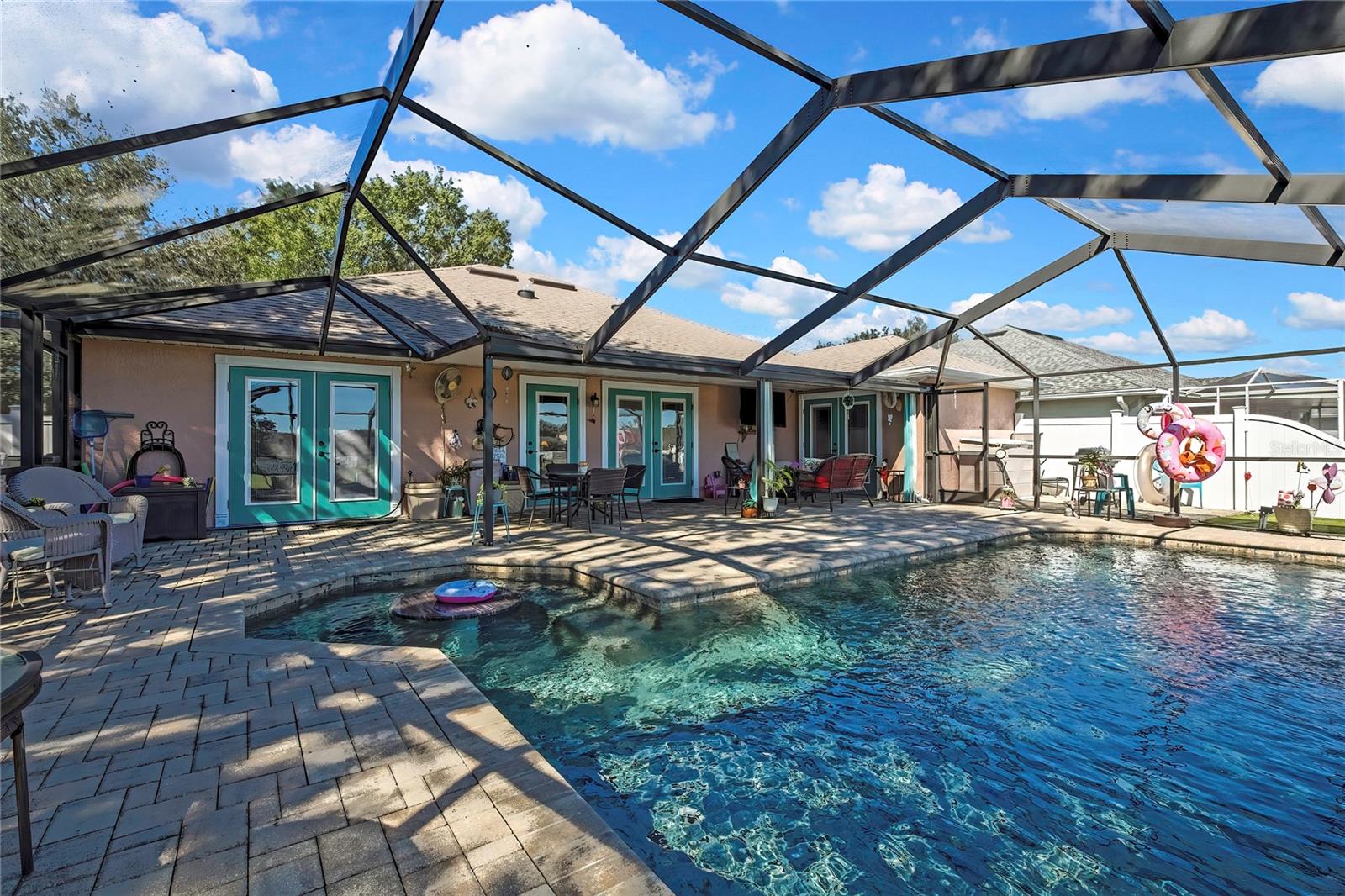 SHERMAN HILLS SEC 1 - Residential