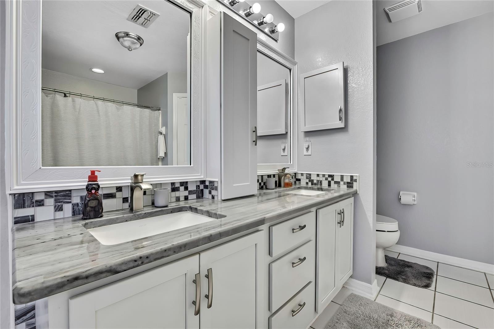 SHERMAN HILLS SEC 1 - Residential