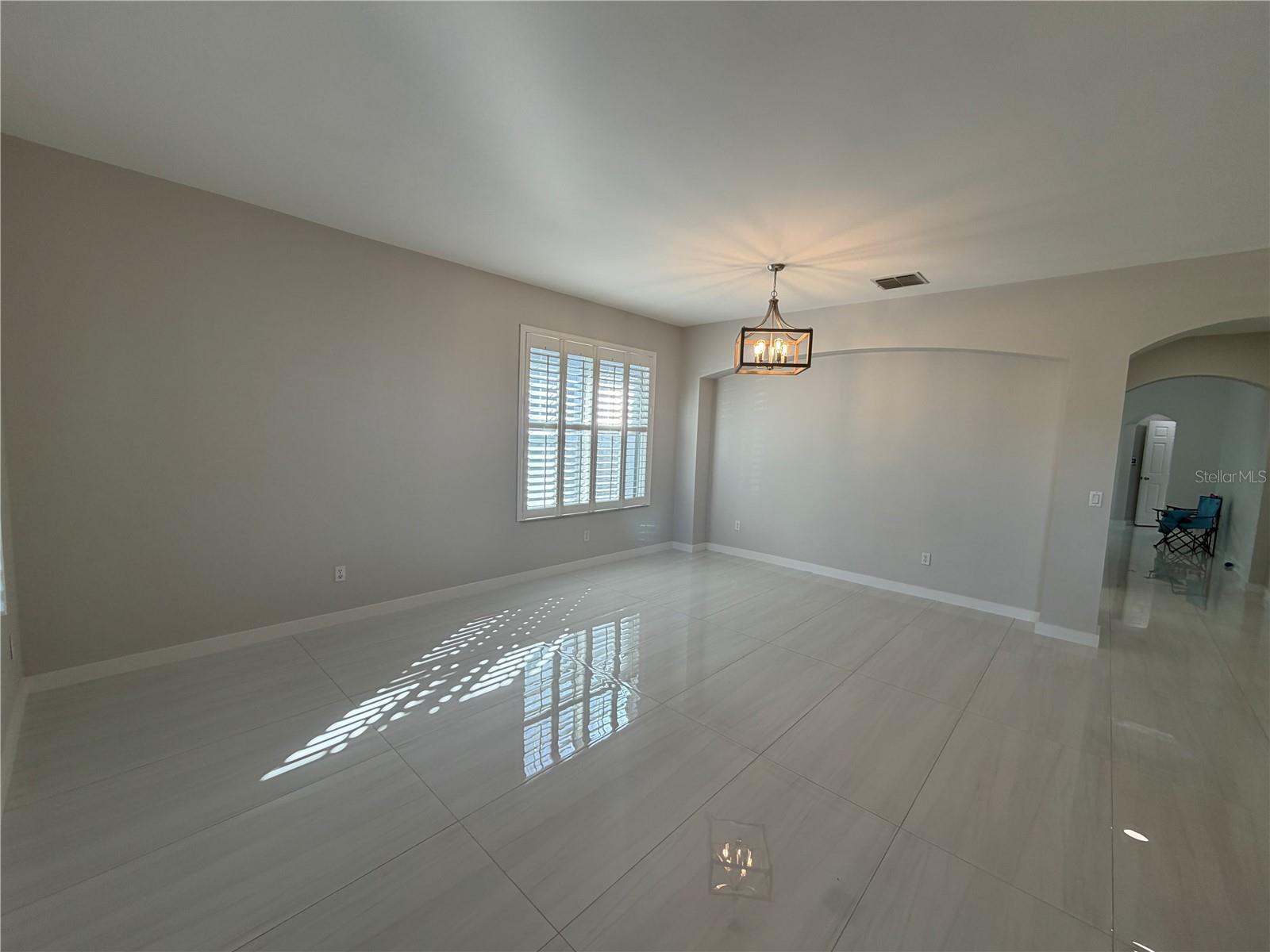 AVALON PARK VILLAGE 03 47/96 - Residential Lease