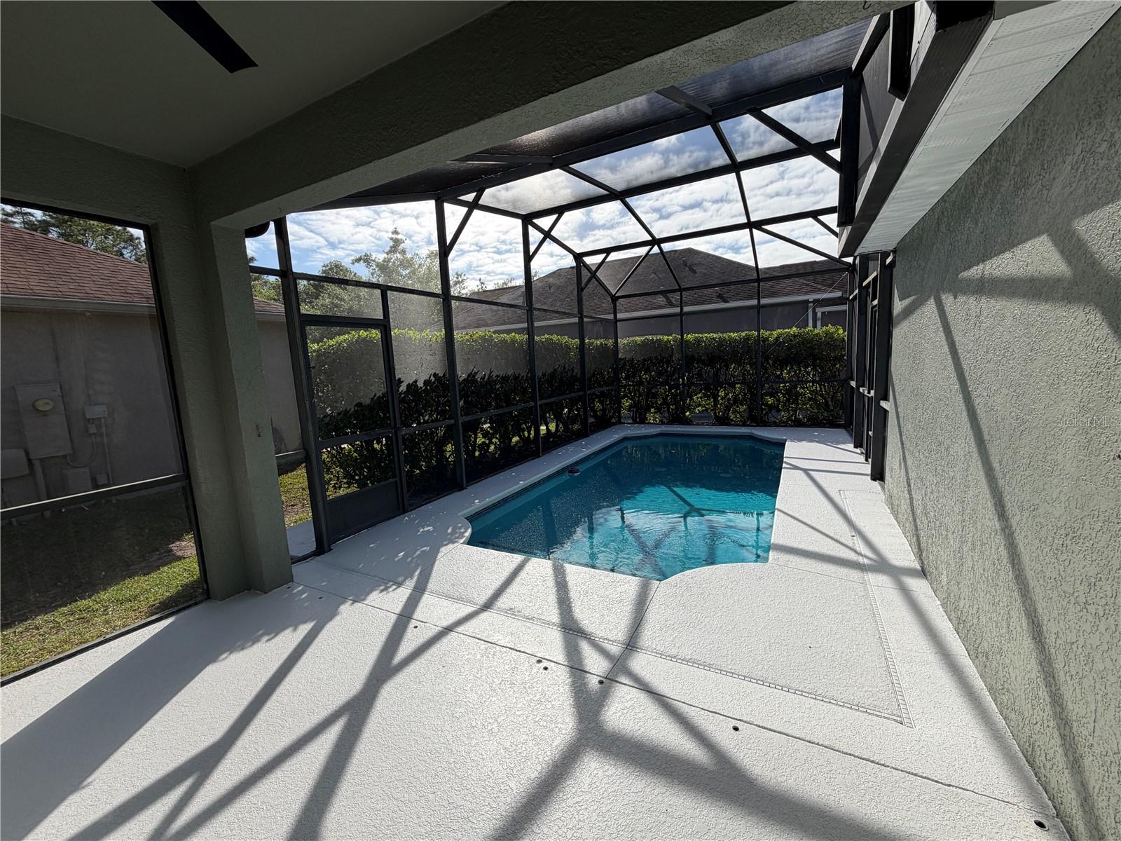 AVALON PARK VILLAGE 03 47/96 - Residential Lease