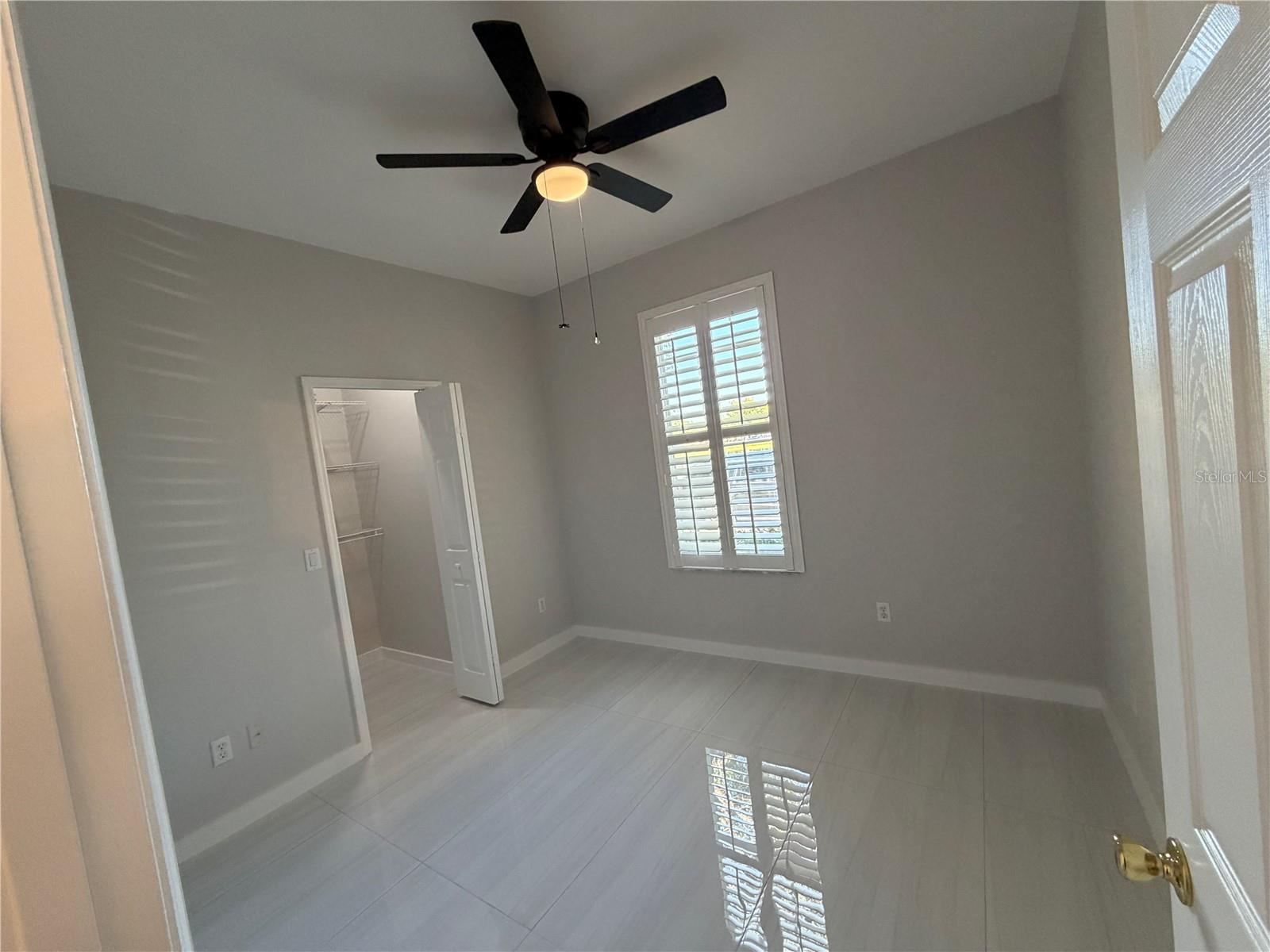 AVALON PARK VILLAGE 03 47/96 - Residential Lease