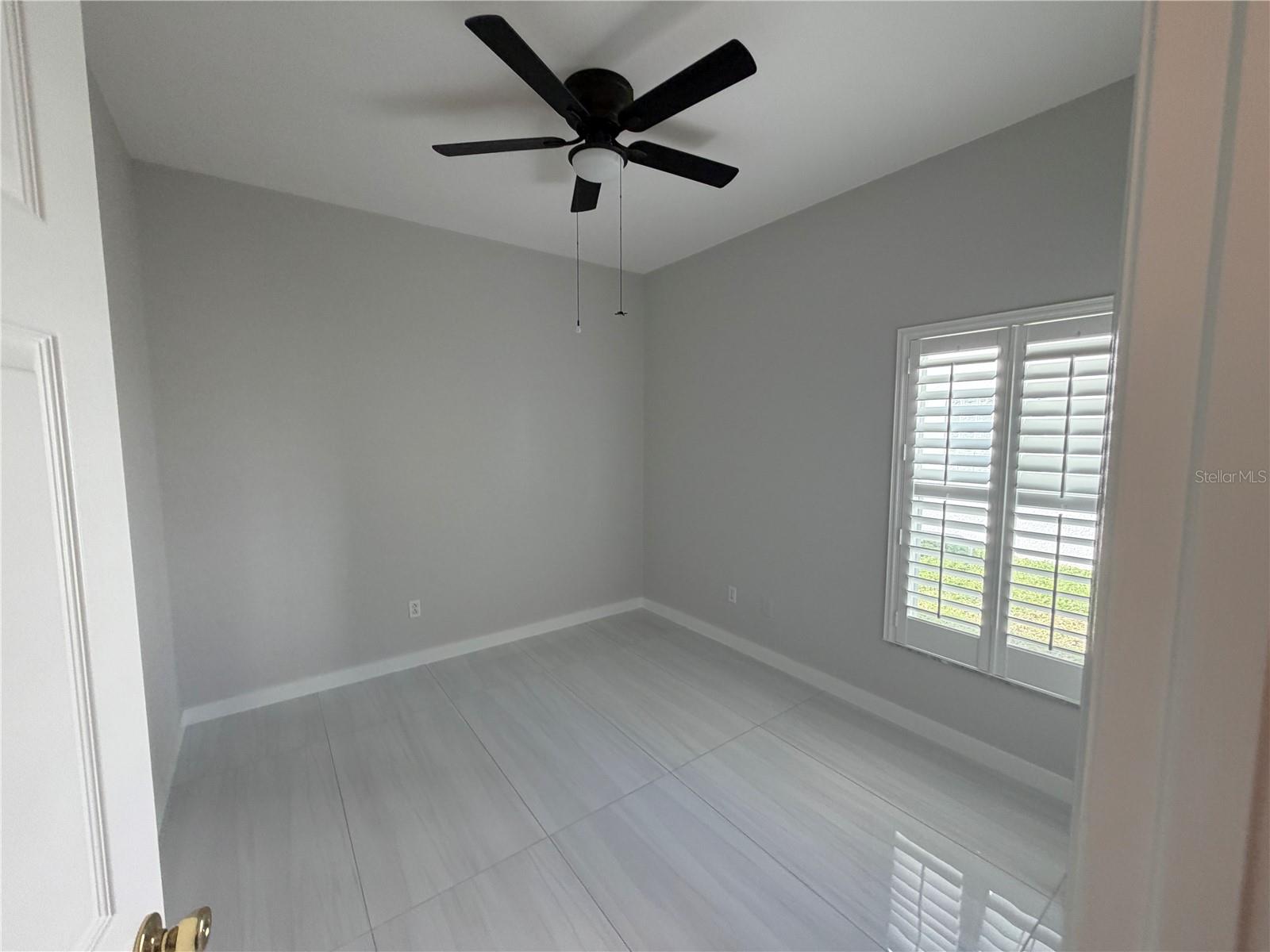 AVALON PARK VILLAGE 03 47/96 - Residential Lease