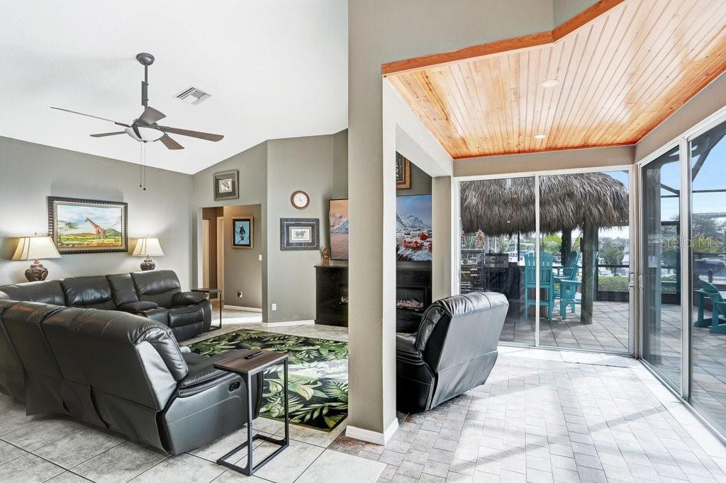 ANCLOTE ISLES - Residential