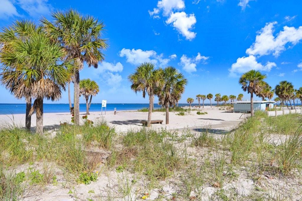 ANCLOTE ISLES - Residential