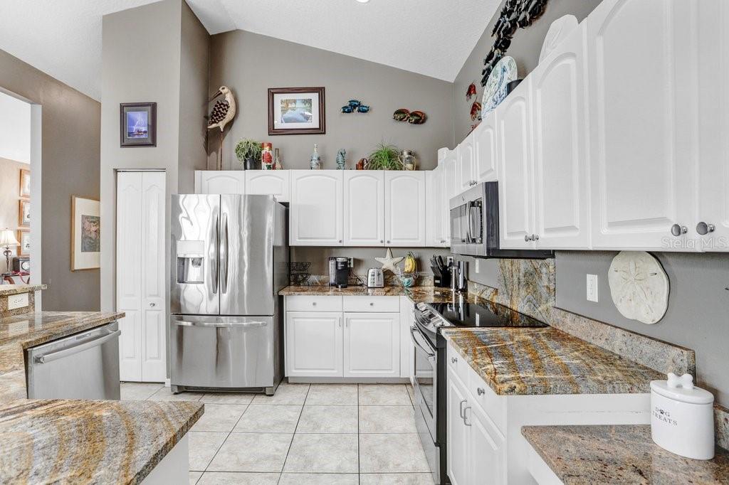 ANCLOTE ISLES - Residential