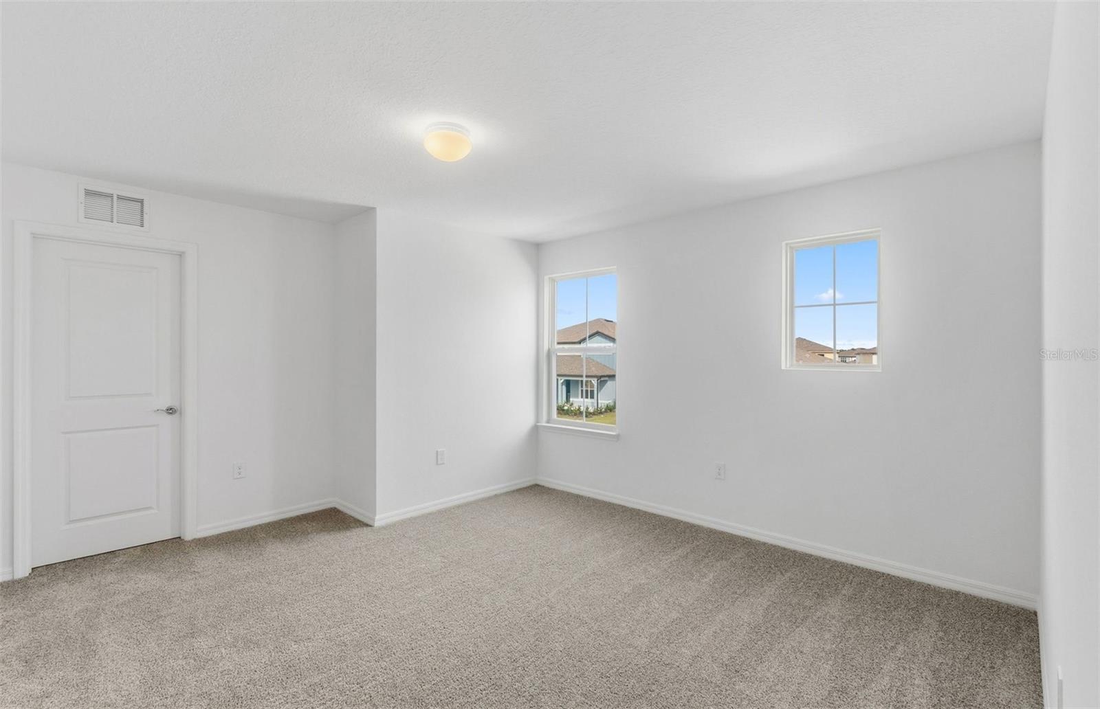 SILVERLAKE PHASE 2 - Residential