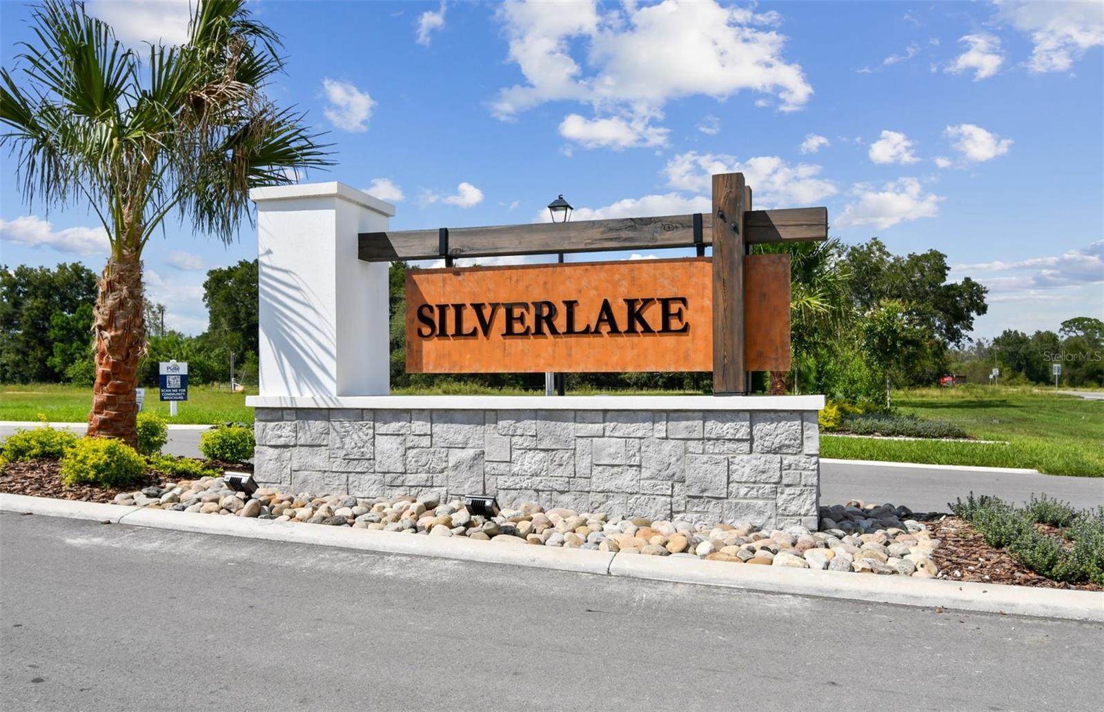 SILVERLAKE PHASE 2 - Residential