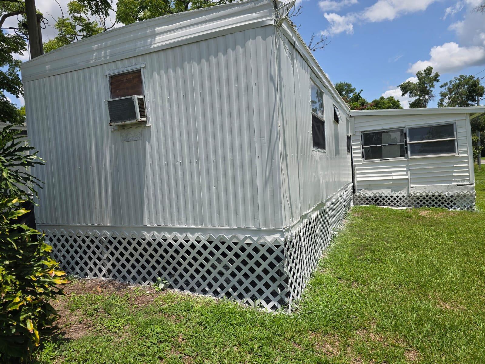2121 REYNOLDS ROAD