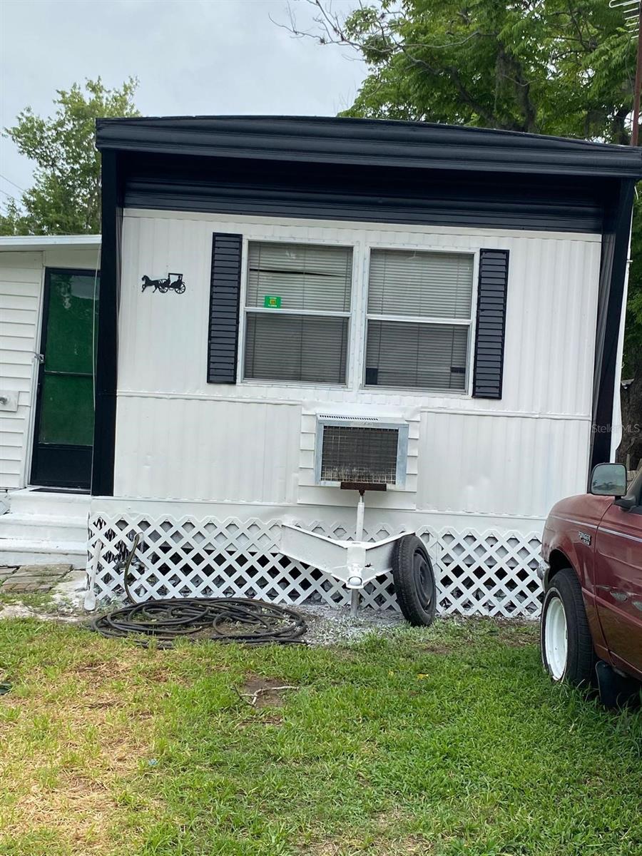 2121 REYNOLDS ROAD